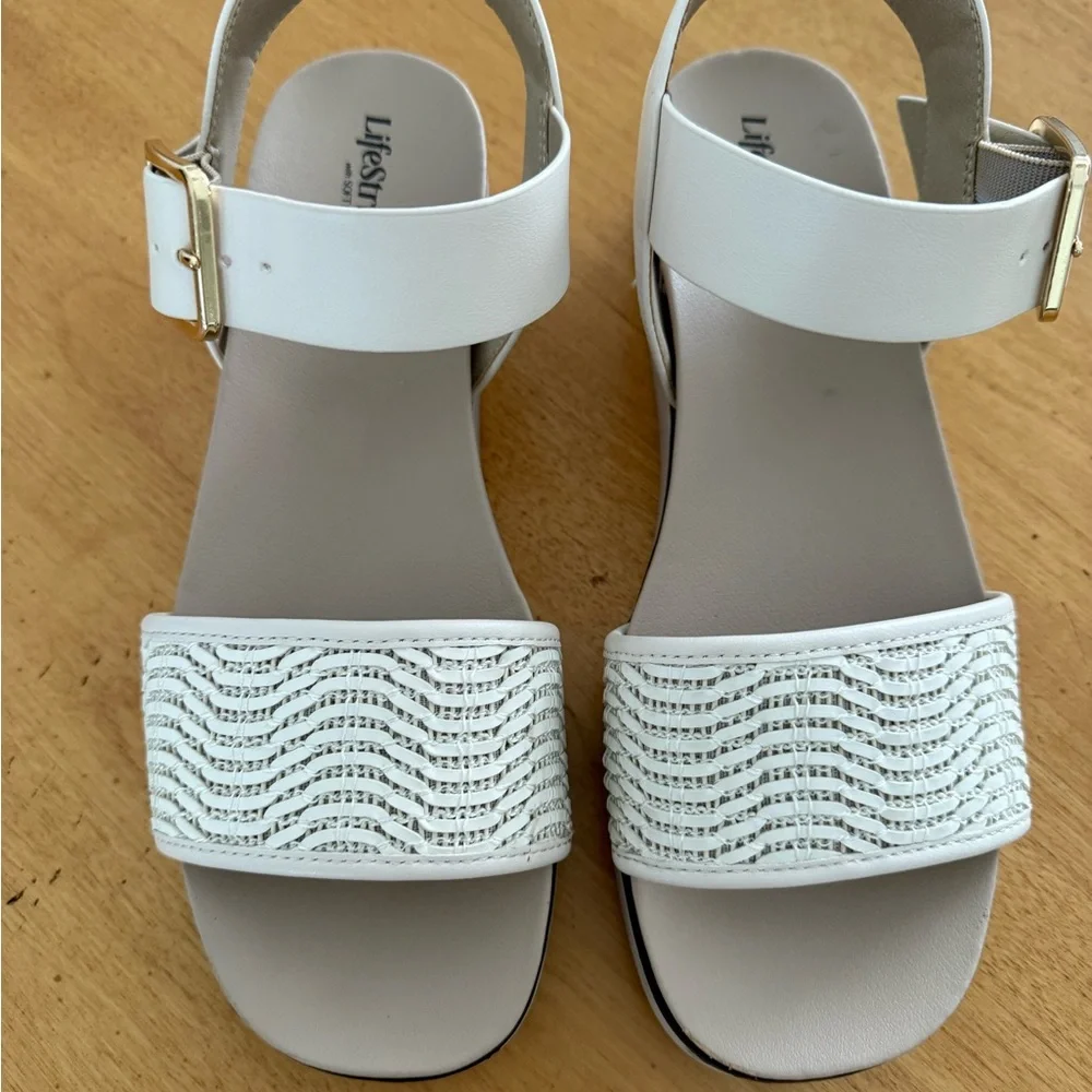 Life Stride White Sandals with Gold Buckle - Picture 2 of 5